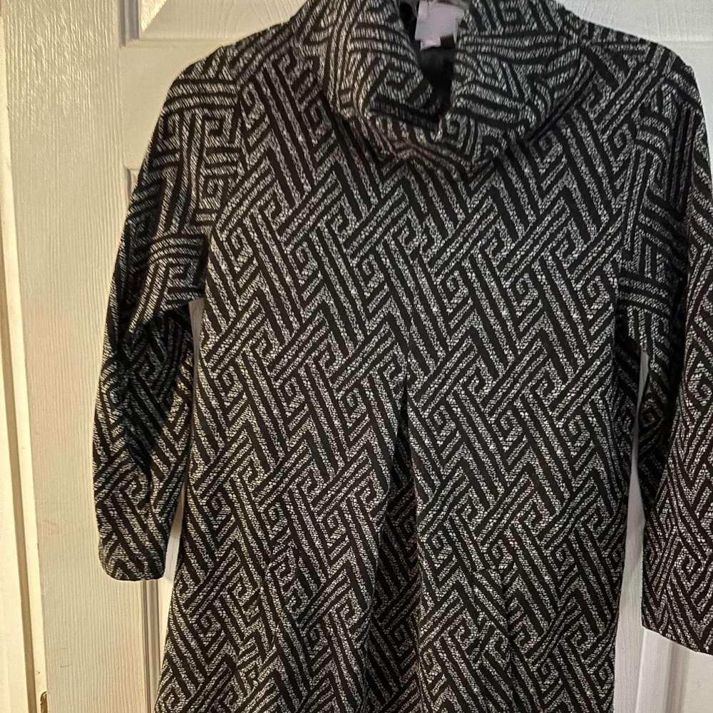 Tyler Boe Black Geomertic Turtleneck Pleated Dress w/Pockets Size XS